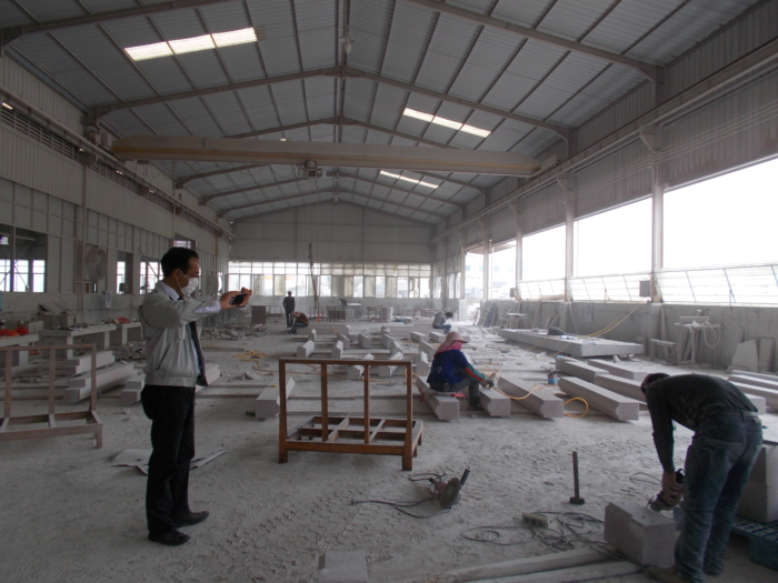 墓石工場の写真