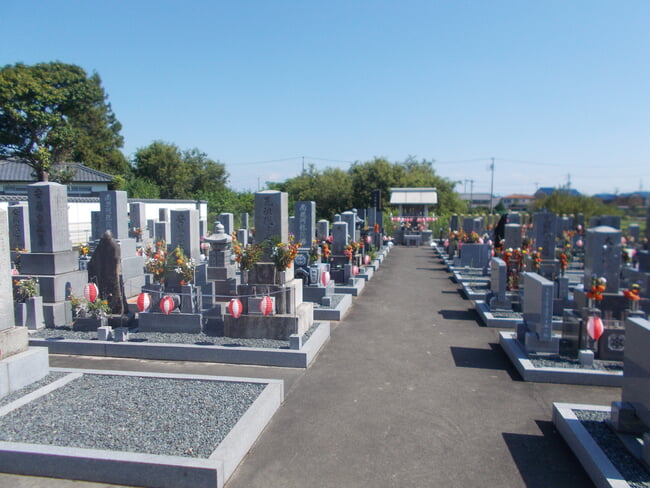 外粟野霊園